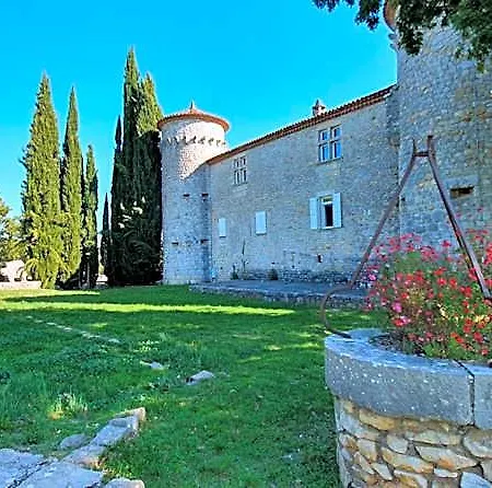 Bleues Lou Castel 3*